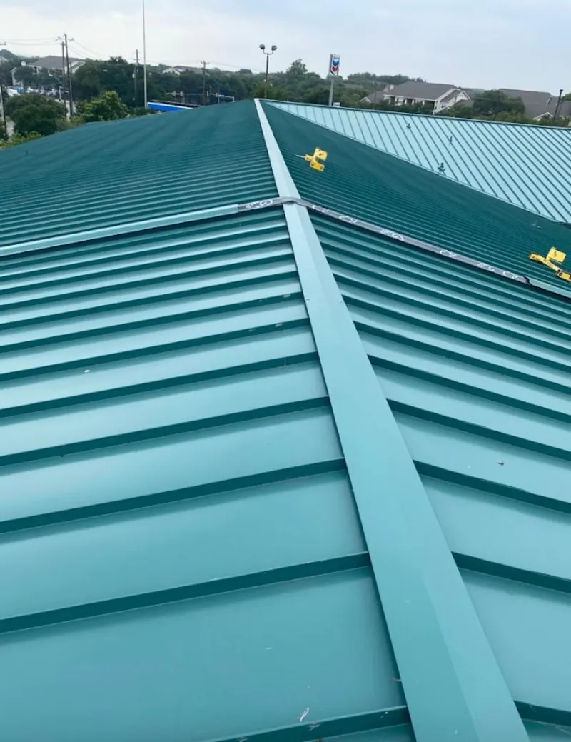 Green commercial metal roof ridge and valley for Metal Roof Repair in Tanque Verde
